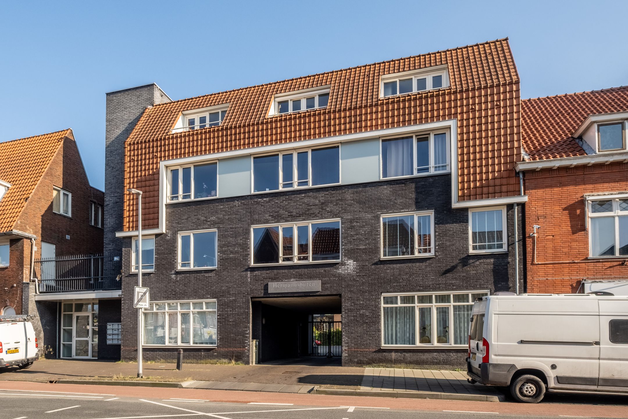 Photo 6 of Bote van Bolswertstraat 3-K