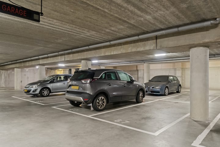 Foto 25 van V.O.C.-plein 19