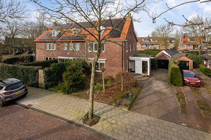 Foto 1 van Bijweglaan 16