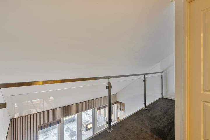 Foto 16 van Menno van Coehoornstraat 6