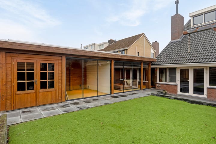 Foto 38 van Menno van Coehoornstraat 6