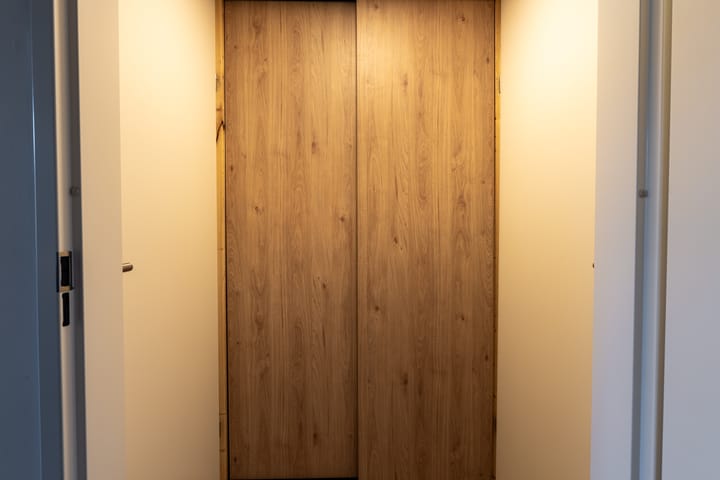 Photo 11 of Van Neercasselstraat 3-A