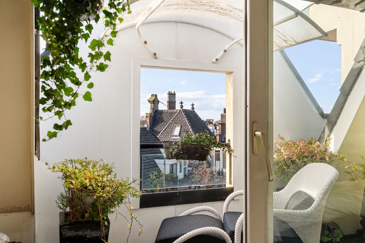 Foto 12 van Zeedijk 32-N