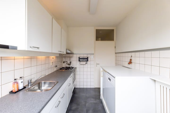 Foto 10 van Landluststraat 52