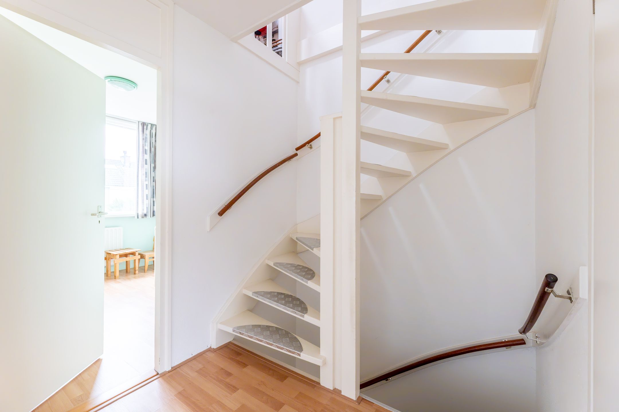 Foto 15 van Landluststraat 52