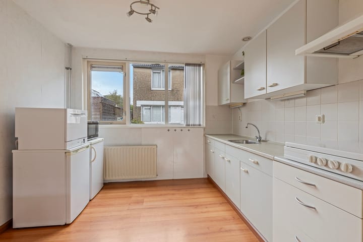 Foto 11 van Pieter Basstraat 10