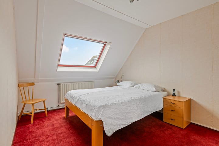 Foto 15 van Pieter Basstraat 10