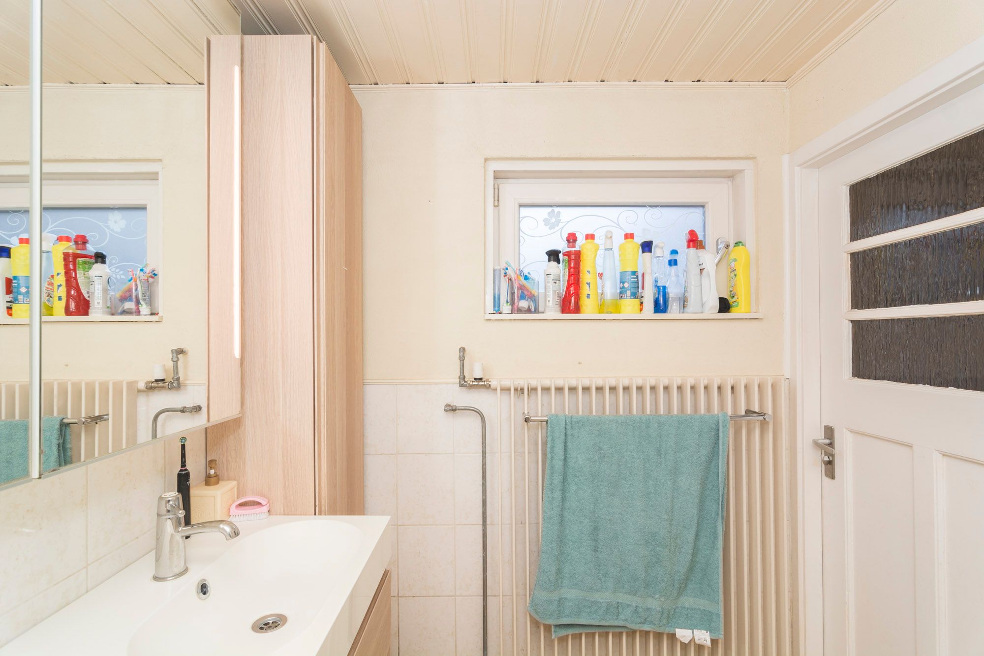 Foto 27 van Damstraat 42