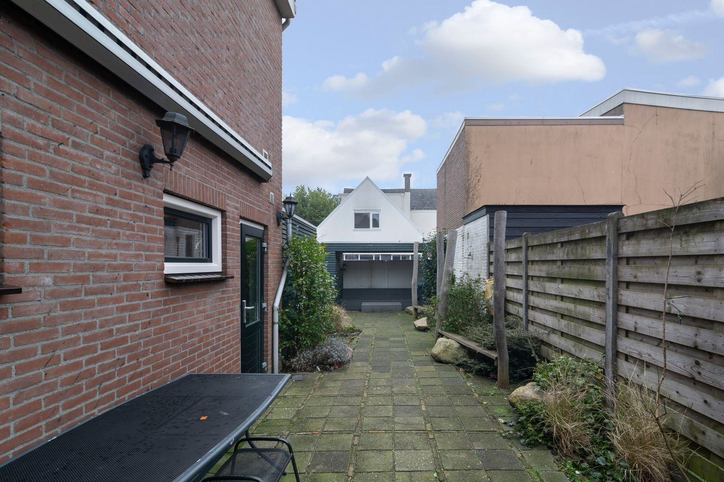 Foto 35 van Damstraat 42