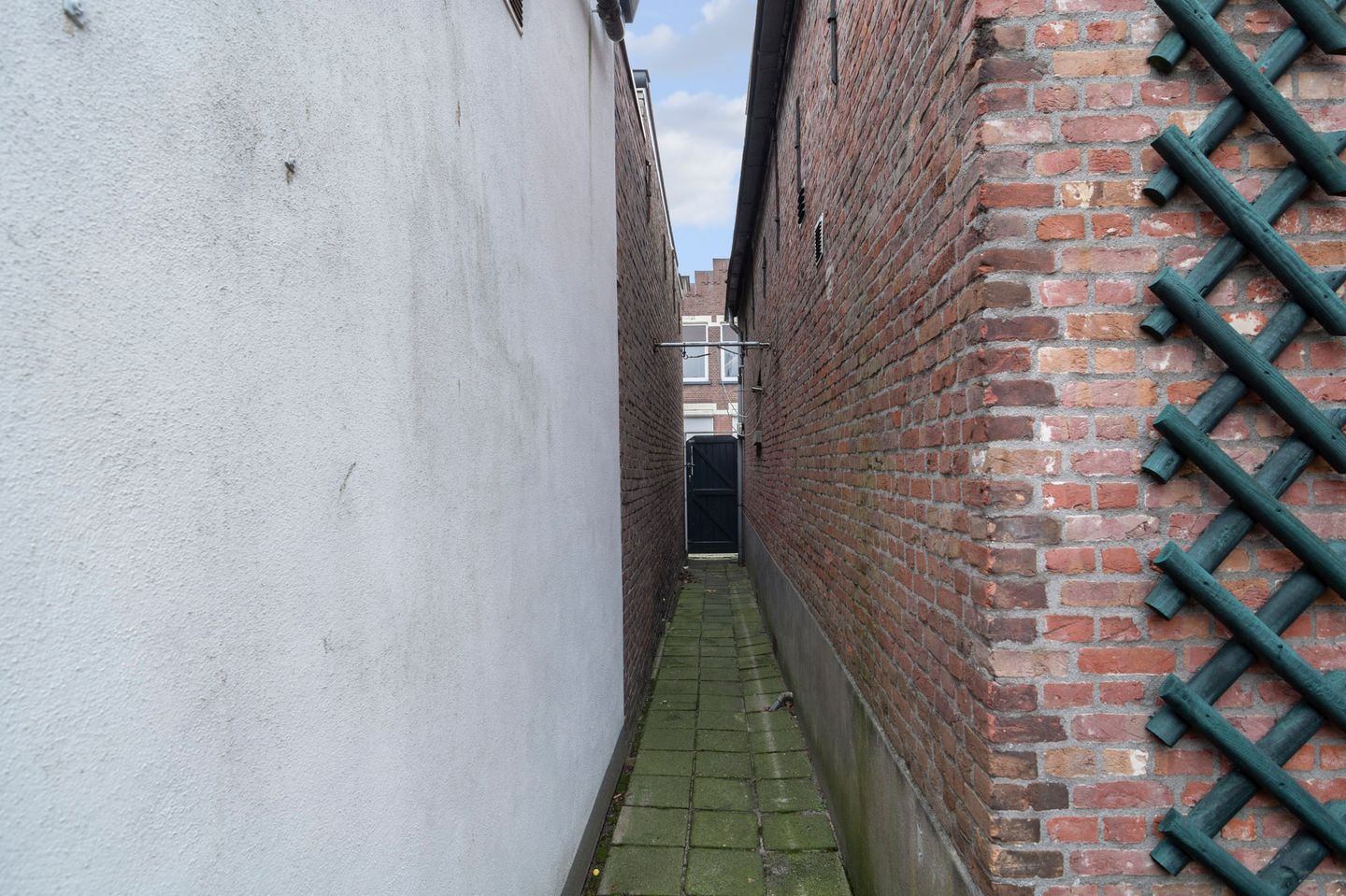 Foto 34 van Damstraat 42