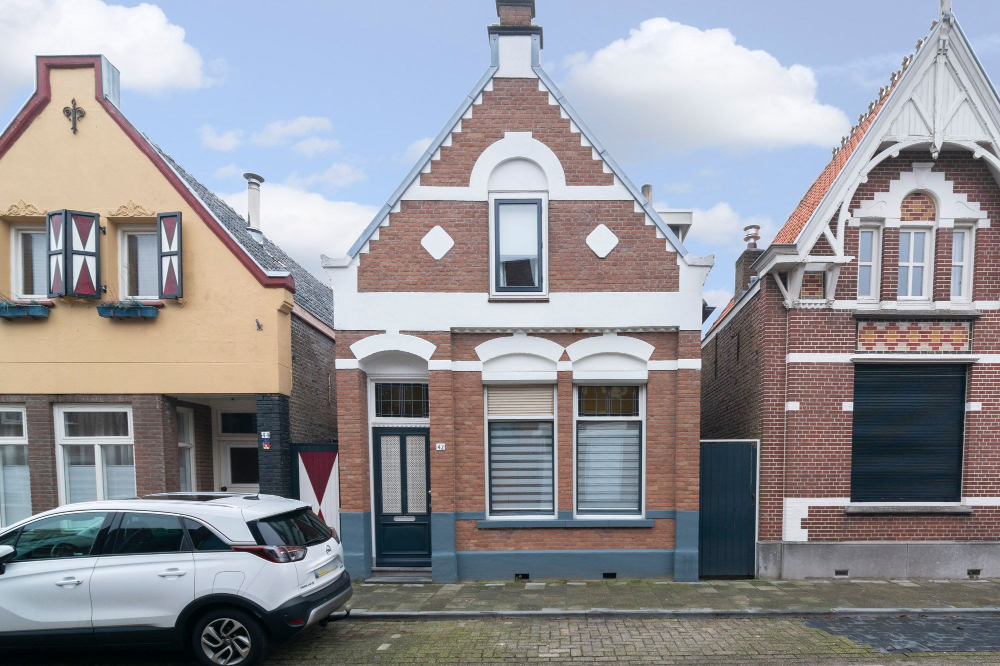 Foto 39 van Damstraat 42