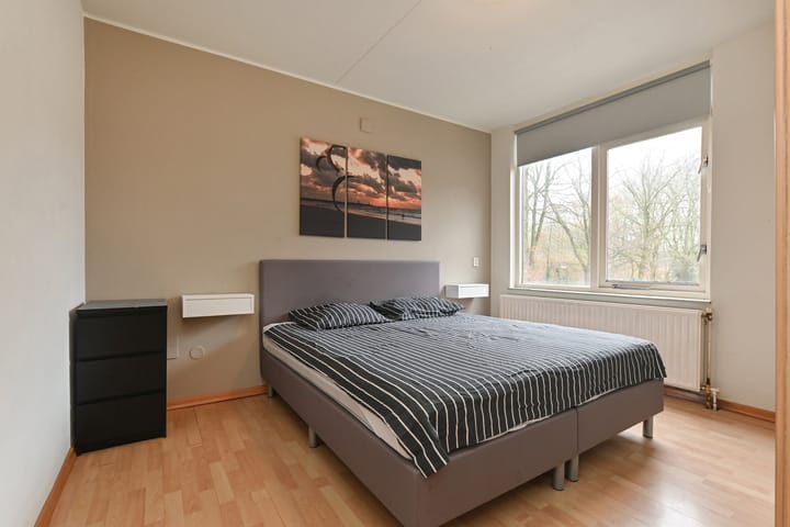 Photo 15 of J.C. van der Lansstraat 6