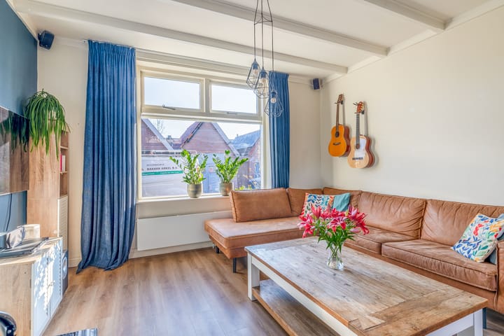 Photo 10 of Jan van Bloisstraat 21