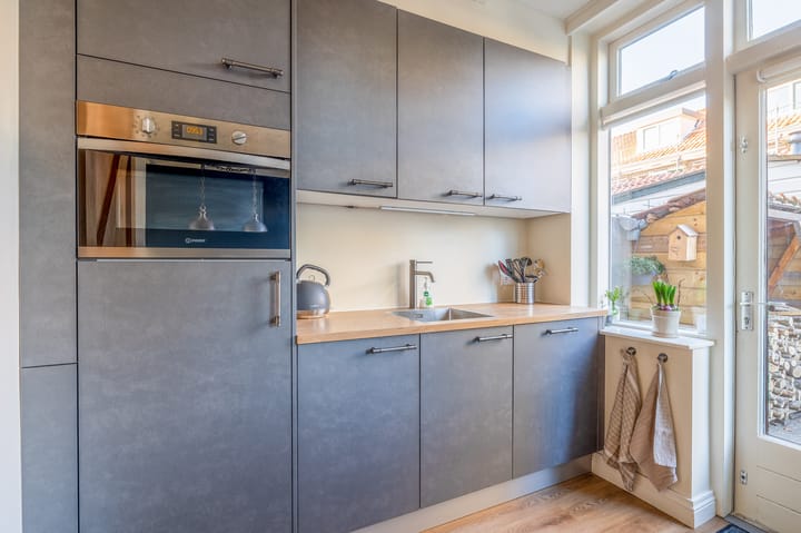 Photo 16 of Jan van Bloisstraat 21