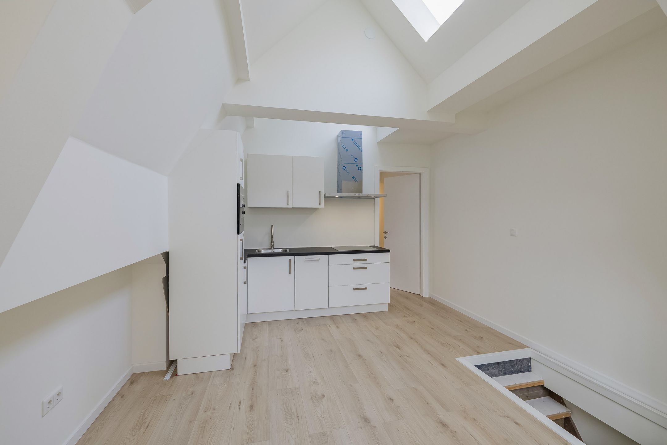 Photo 9 of Caeciliastraat 3-A