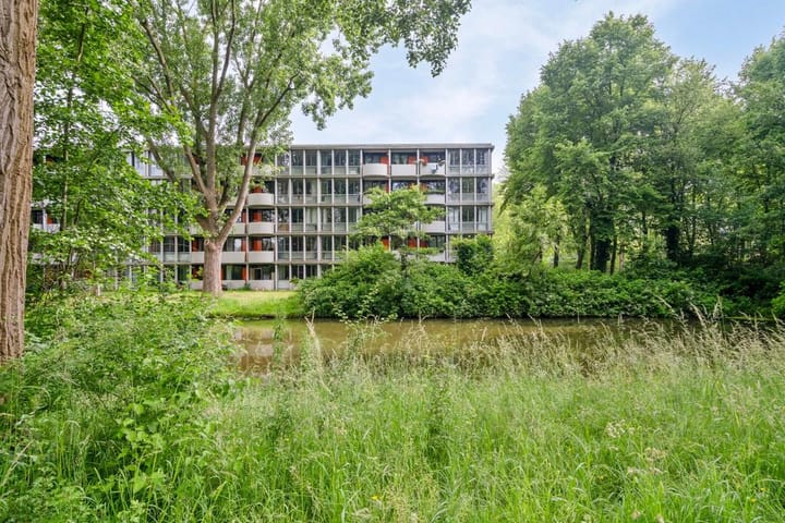 Bekijk foto van Bovenover 77