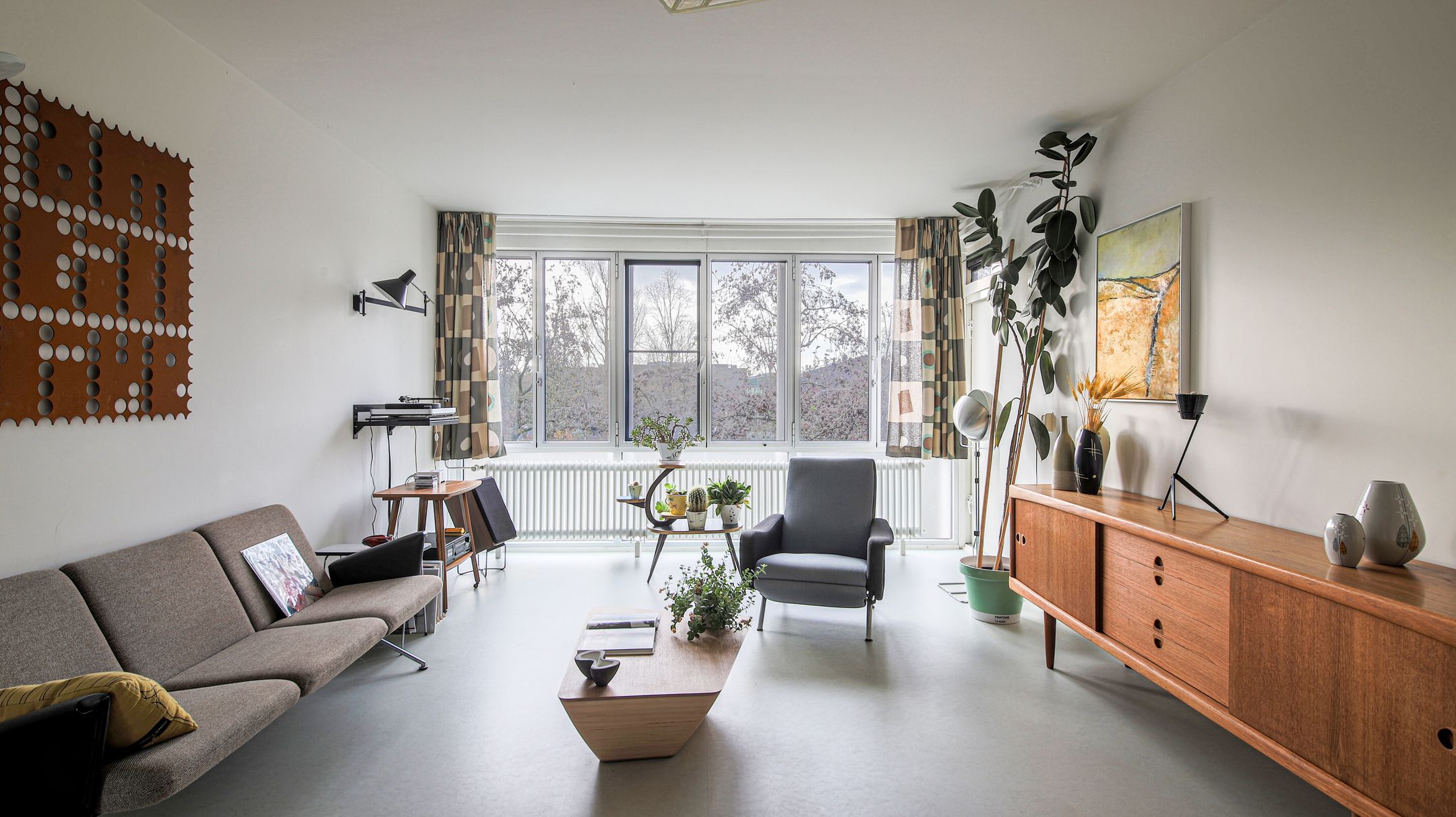 Photo 9 of Bovenover 77