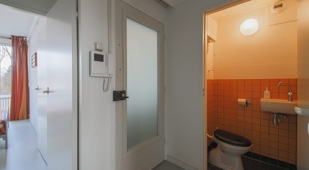 Photo 17 of Bovenover 77