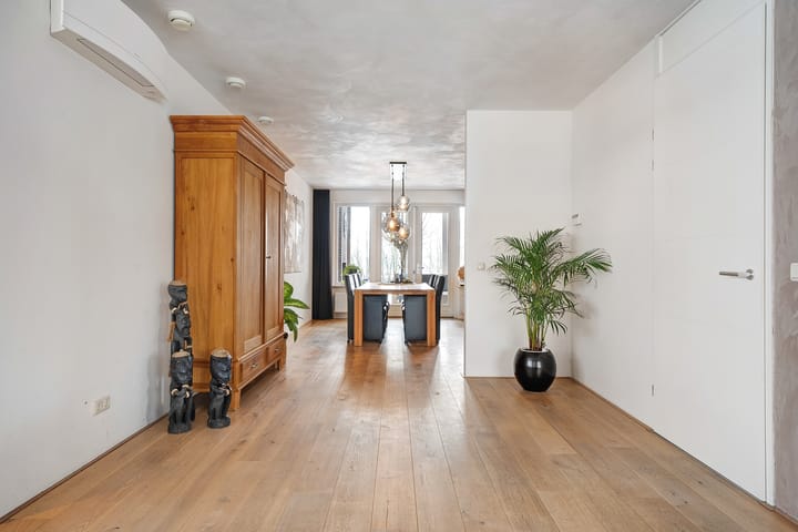 Photo 16 of Jan Benjaminsstraat 30