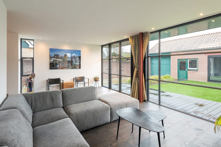 Foto 6 van Parallelweg-Zuid 127