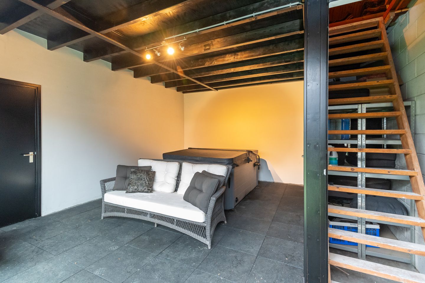 Foto 40 van Parallelweg-Zuid 127