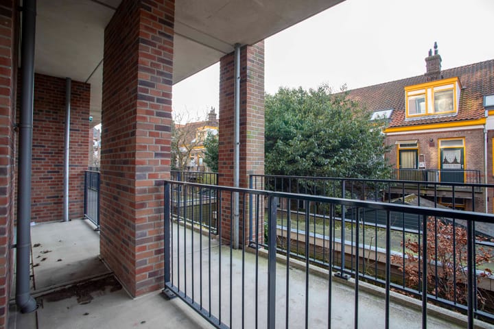 Foto 8 van Oostzaanstraat 145