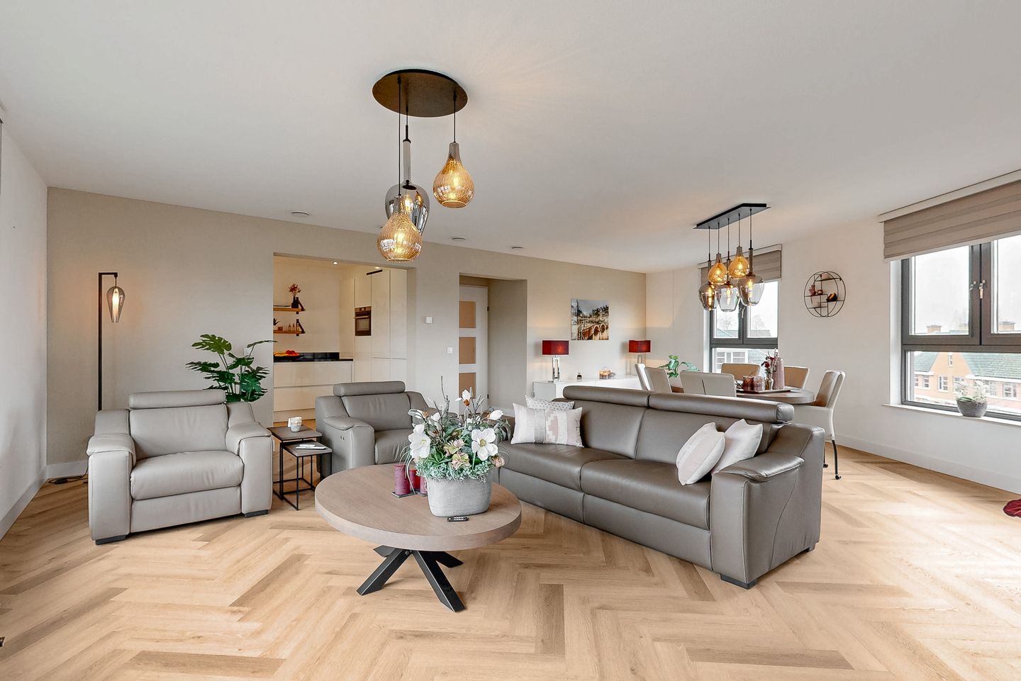 Foto 1 van Peter van Anrooylaan 177