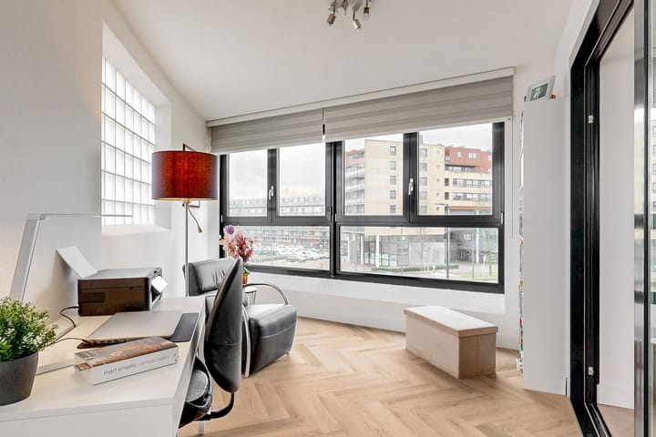 Foto 3 van Peter van Anrooylaan 177