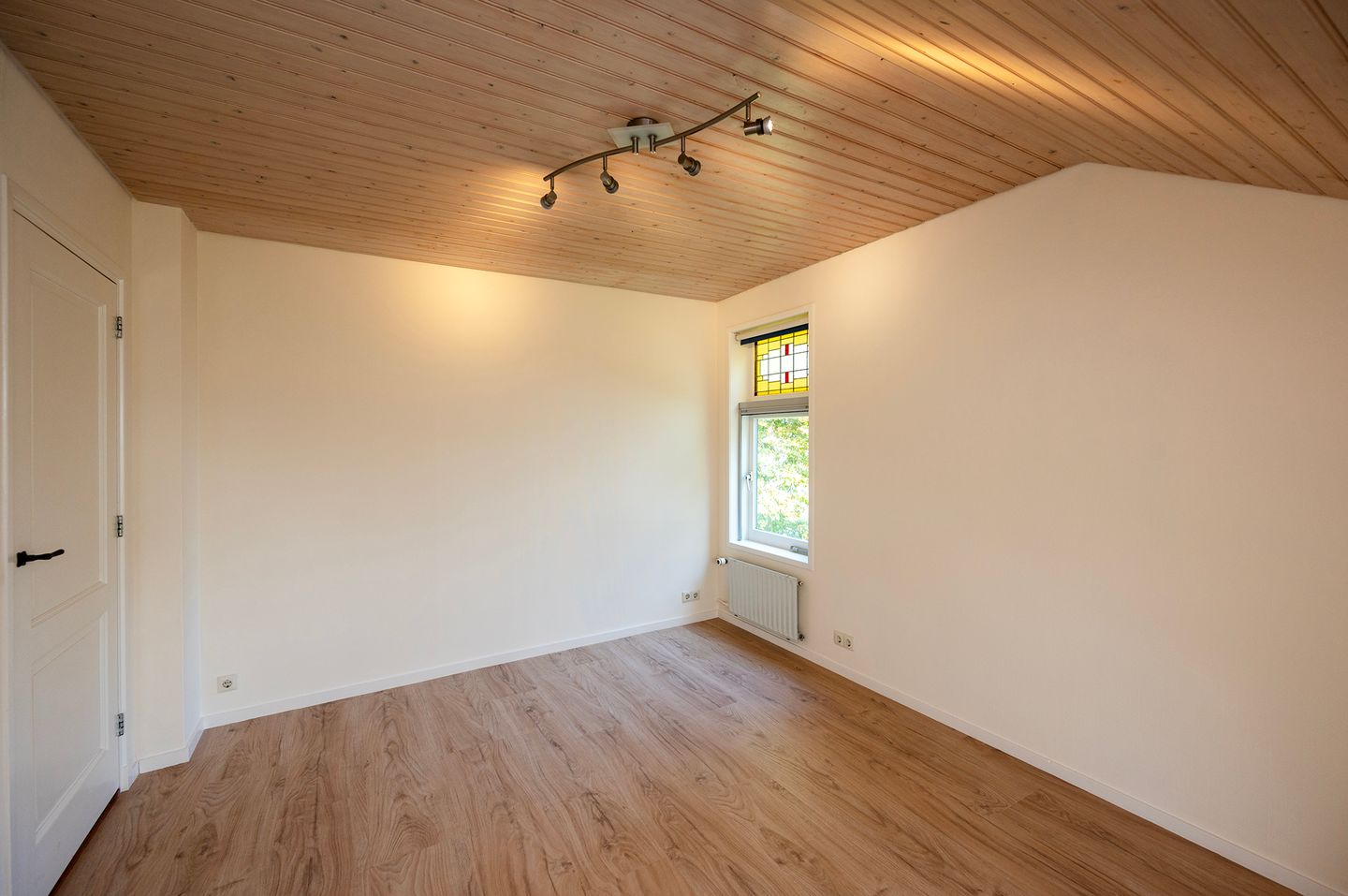 Foto 19 van Kanaalweg 26