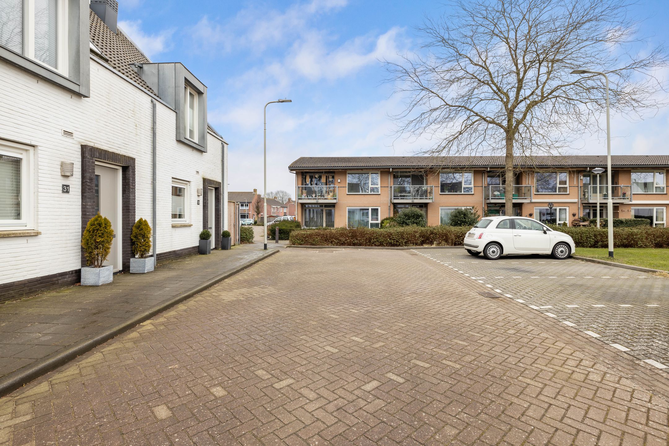 Foto 36 van Paul Emsensstraat 33