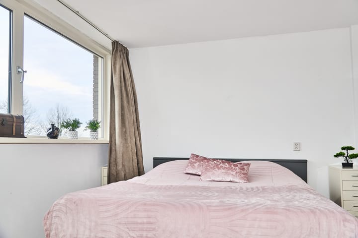 Photo 28 of Kemphaanstraat 56