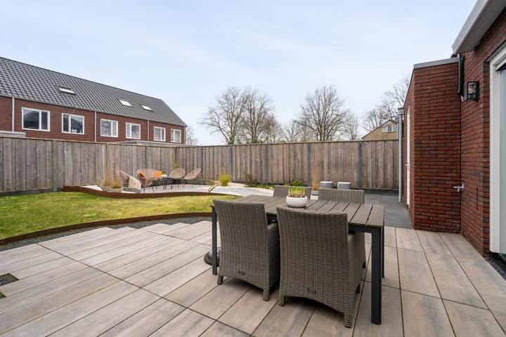 Foto 45 van Irisstraat 48