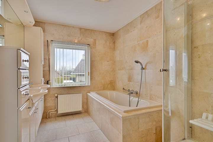 Foto 3 van Halsterseweg 2