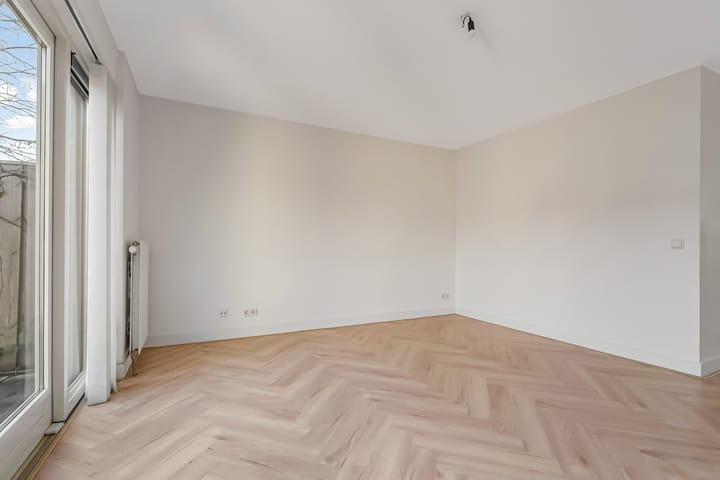 Foto 16 van Piranesistraat 133