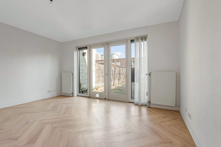 Foto 23 van Piranesistraat 133