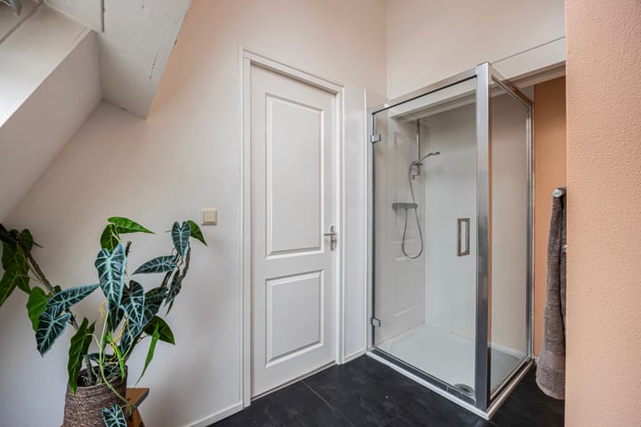 Foto 22 van van Berchenstraat 40