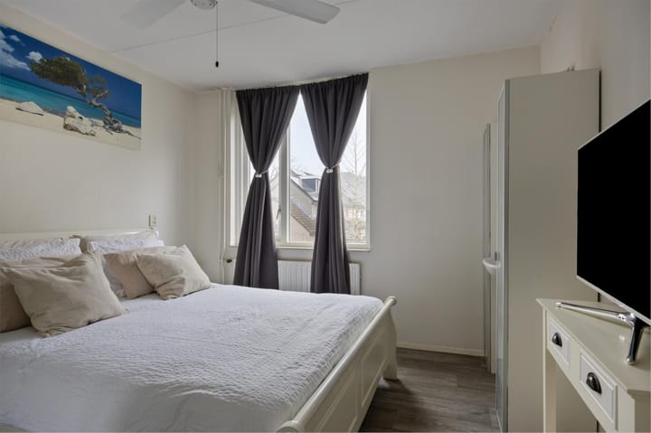 Foto 15 van Hoedekenskerkestraat 22