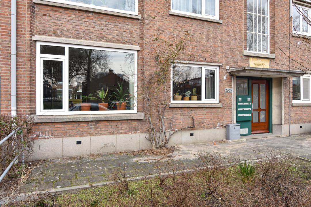 Foto 2 van Adama van Scheltemastraat 25