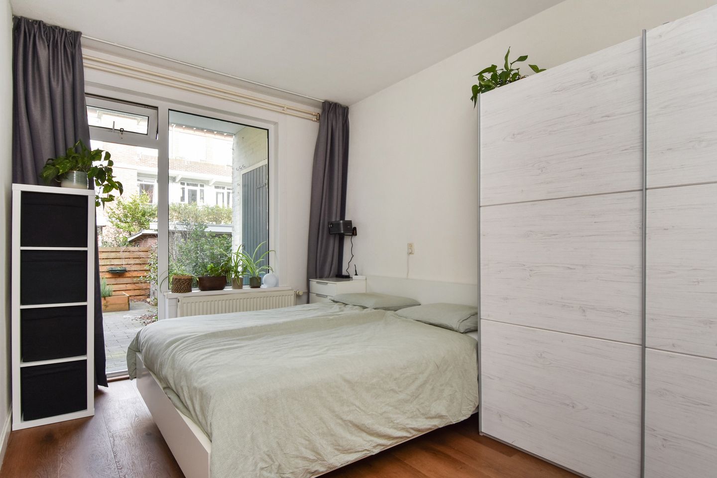 Foto 5 van Adama van Scheltemastraat 25