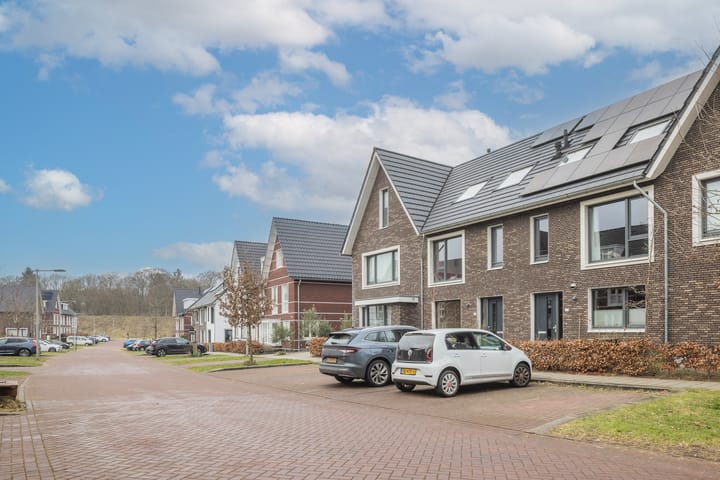 Photo 37 of Saksen-Coburg 69