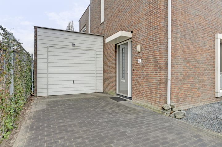 Foto 2 van Schouwland 12