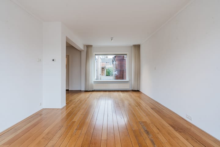 Foto 11 van Burg.van der Grondenstraat 22