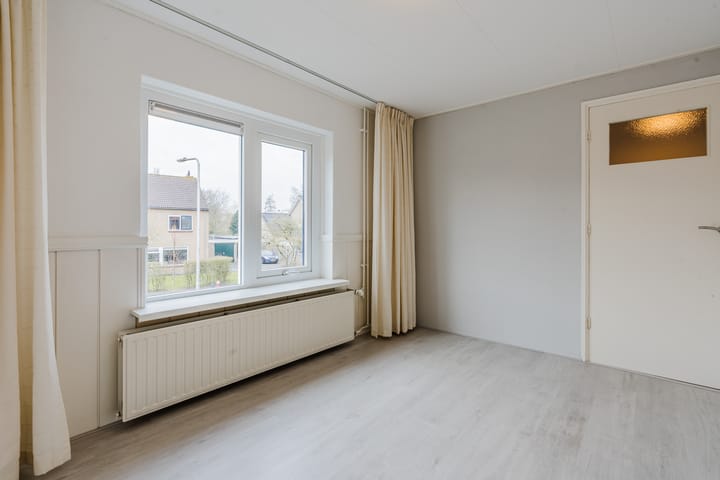 Foto 30 van Burg.van der Grondenstraat 22