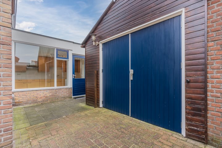 Foto 33 van Burg.van der Grondenstraat 22