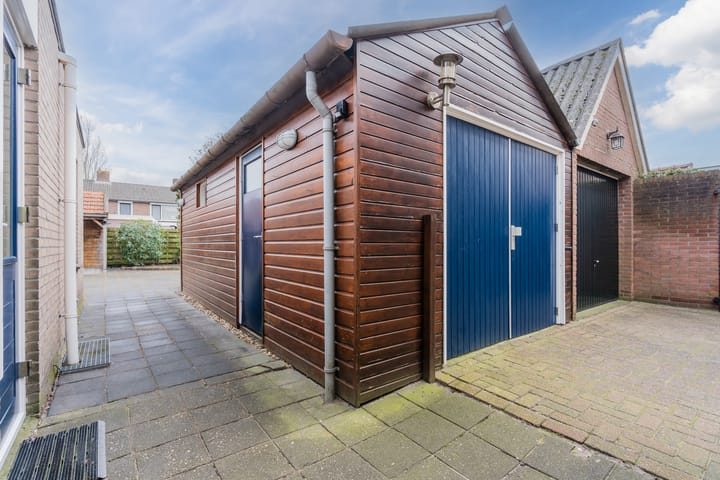 Foto 34 van Burg.van der Grondenstraat 22