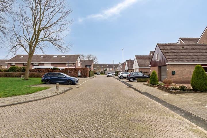 Foto 32 van Willem van den Bergstraat 21