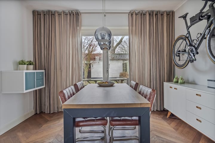 Foto 12 van Jan van Eyckgracht 11