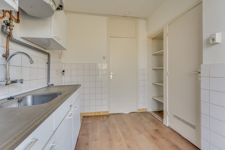 Foto 17 van Plesmanstraat 331