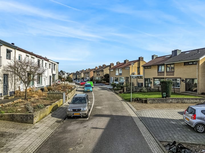 Foto 29 van Clara Feystraat 32