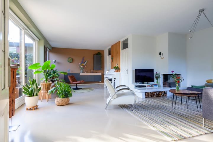 Foto 2 van Weegbree 6